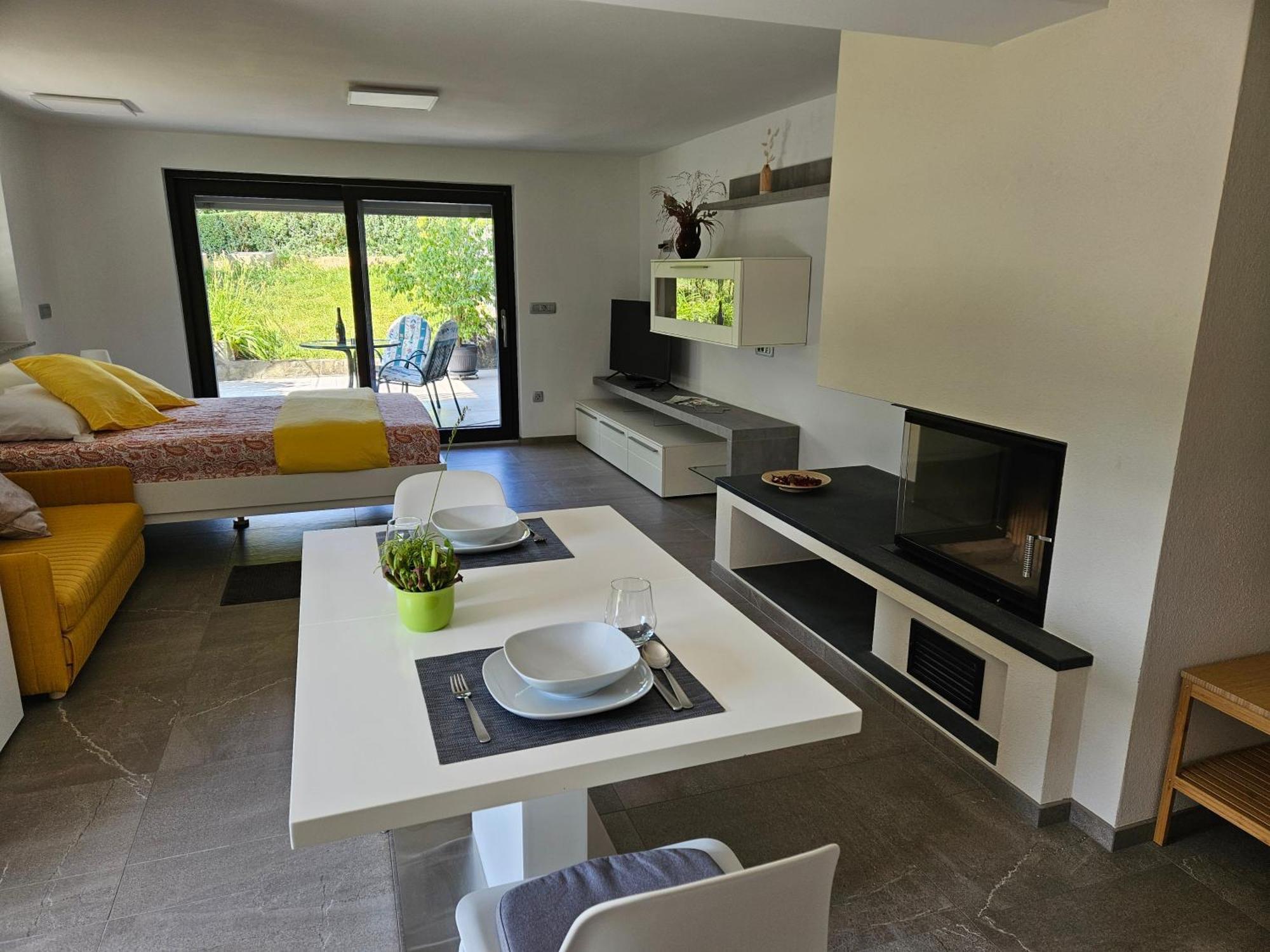 Chácara Apartmaji Rdeca Kapica *