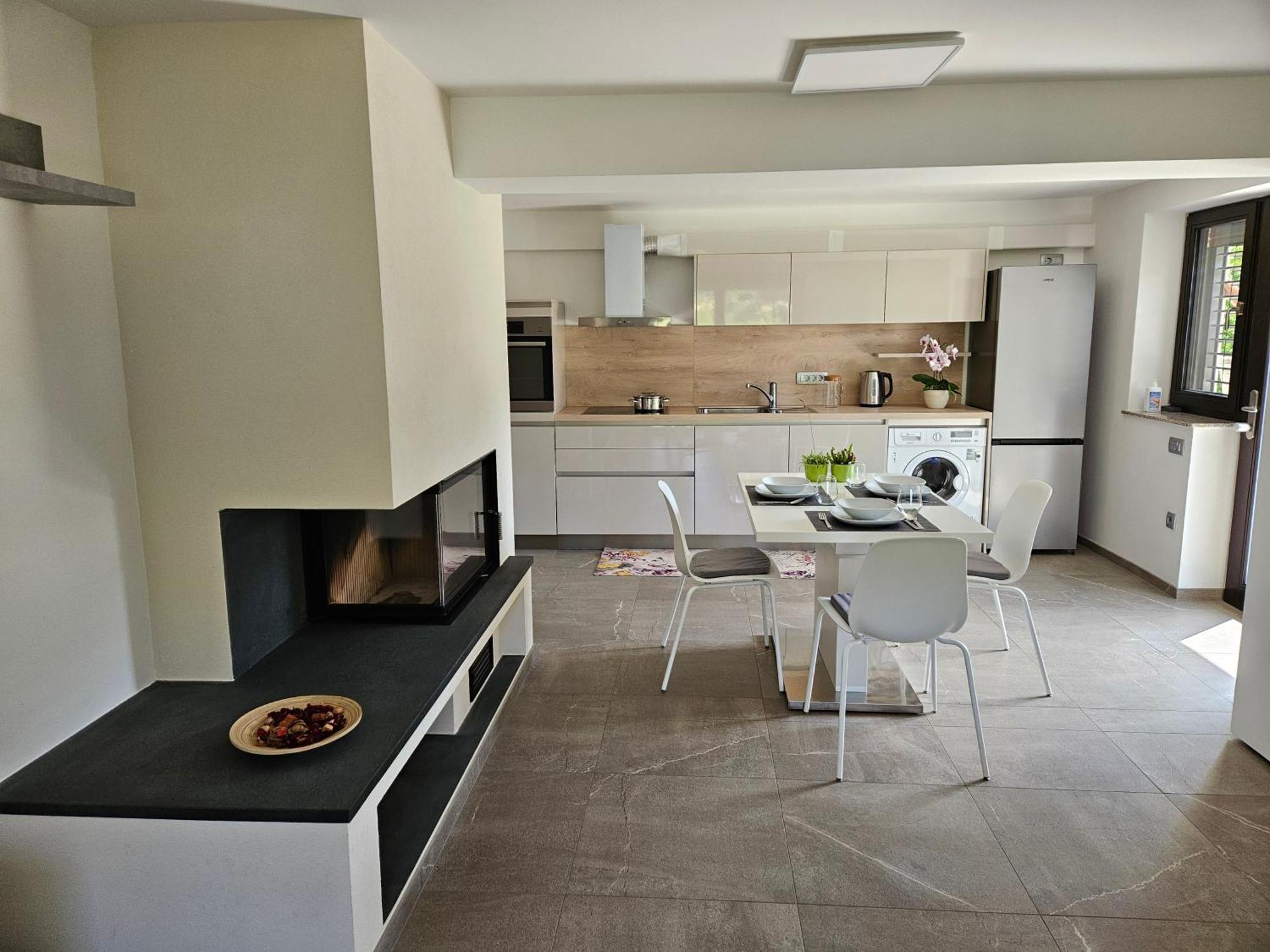 Apartmaji Rdeca Kapica Chácara Liubliana